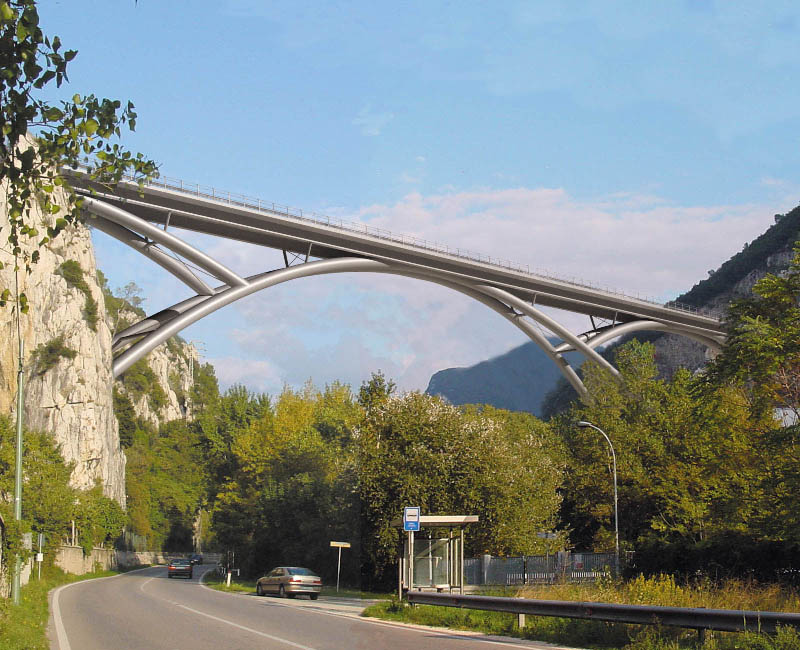 Ponte ad arco sulla Valnerina (TR) - Archi tubolari con luce massima di 165 m