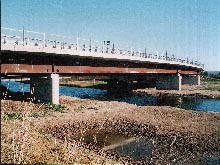 Ponte sul fiume San Leonardo (CT) - S.S. n.114 - Click to open